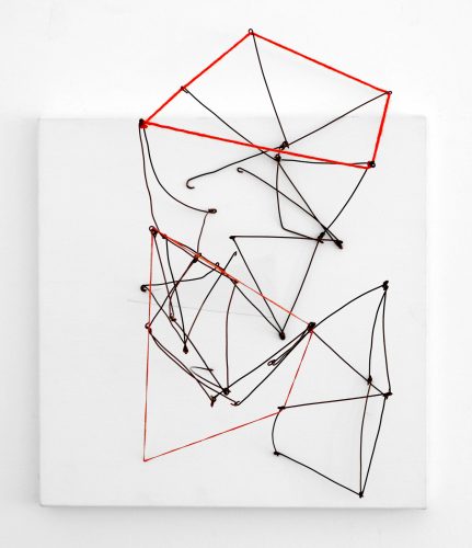 Daisy Xavier
ECO
Rede e lã sobre tela | Net and wool on canvas
42 x 35 cm
Foto: Pat Kilgore