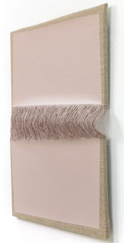 Graziela Guardino
Hiatus VIII
Acrílica sobre linho belga desfiado
50 x 40 x 1cm